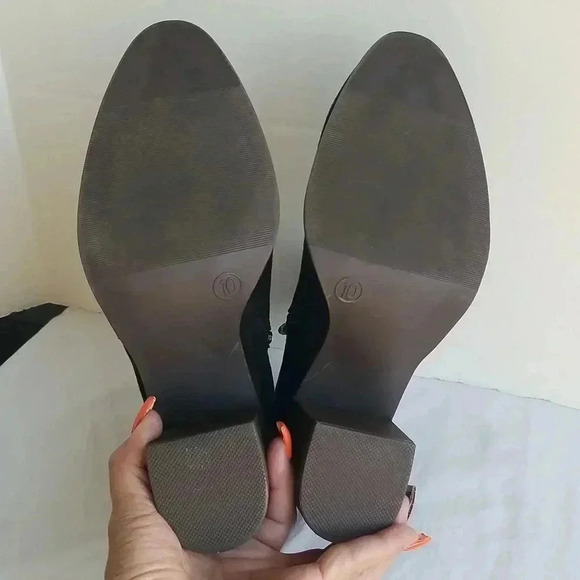 Universal thread Black vegan suede inner zip booties 10 - Picture 9 of 10